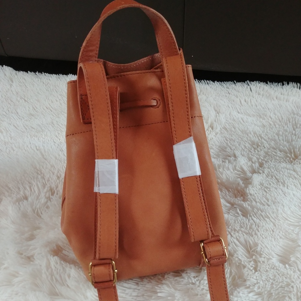 SOLD Madewell The Somerset Mini Backpack - Picture 2 of 8